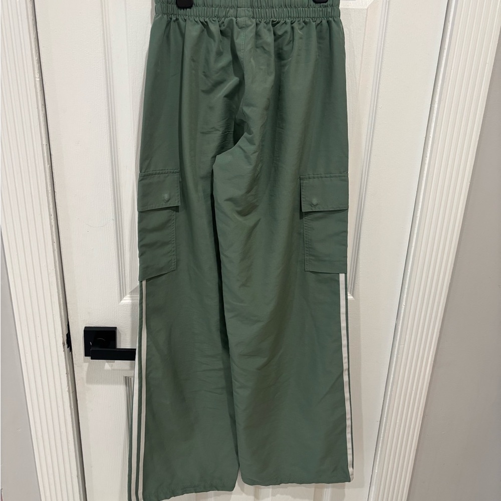 Adidas Kids Olive Cargo Pants - Picture 5 of 10